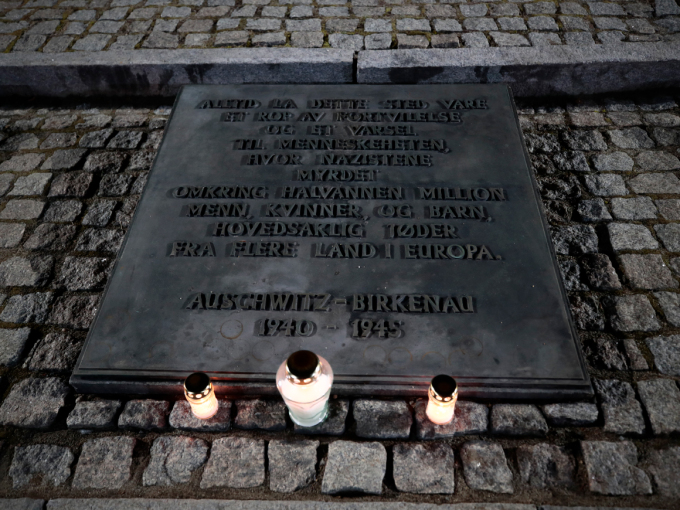 Plass nummer 15, den norske delen av minnesmerket i Auschwitz. Foto: Lise Åserud, NTB scanpix